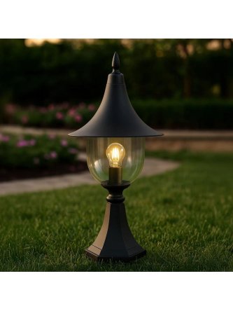 Niska zewnętrzna lampa stojąca K-8133 czarna z serii BOSTON 2