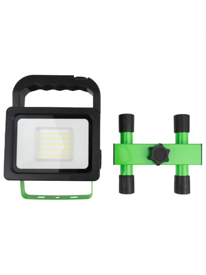 Przenośny Naświetlacz LED z akumulatorem 20W PN-A2