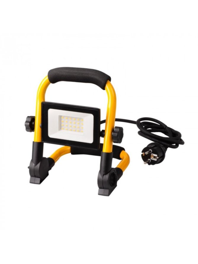 NAŚWIETLACZ LED Z PRZEWODEM 1,5M 30W 4000K 2700lm
