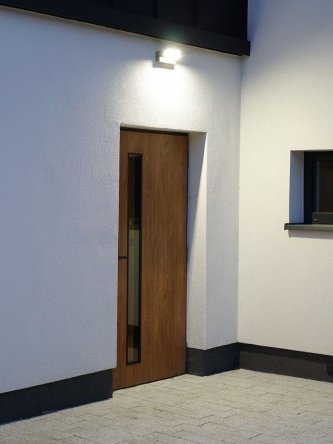 Kinkiety zewnętrzne z czujnikiem ruchu lampa nad garaż z czujnikiem RN20-KPIR 2