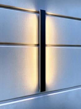 Kinkiet ogrodowy elewacyjny podłużny smukły na ścianę - LEDco.pl