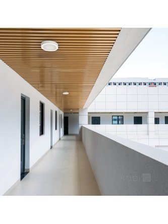 Plafon z czujnikiem ruchu LED NAIROS G2 12W 3CCT LX IP65 biały Kobi Premium  2